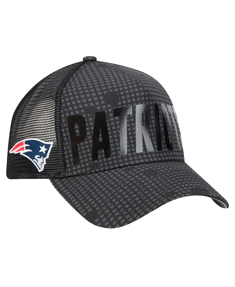 New Era Men's Black New England Patriots Midnight Ink Tonal Text A-Frame Trucker 9FORTY Adjustable Hat