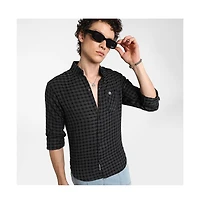 Campus Sutra Men's Charcoal Grey Gingham Shirt
