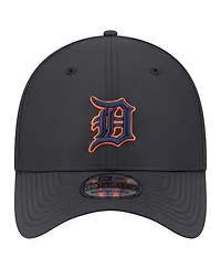 New Era Men's Black Detroit Tigers Night 39THIRTY Flex Hat