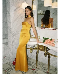Miss Circle Women's Ivona Gold Halter Neck Double Duchess Satin Gown