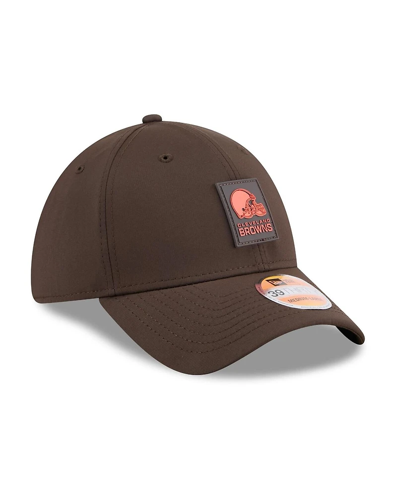 New Era Men's Brown Cleveland Browns 2025 Sideline 39THIRTY Flex Hat