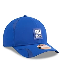 New Era Men's Royal New York Giants 2025 Sideline M-crown 9FORTY Adjustable Hat