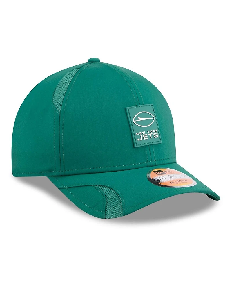 New Era Men's Green New York Jets 2025 Sideline M-Crown 9FORTY Adjustable Hat