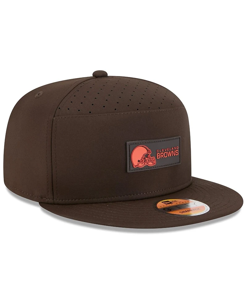 New Era Men's Brown Cleveland Browns 2025 Sideline Split Panel 9FIFTY Snapback Hat