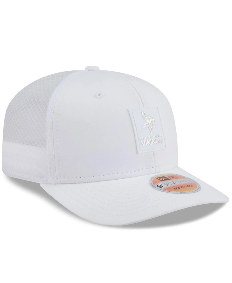 New Era Men's White Minnesota Vikings 2025 Sideline 9SEVENTY Trucker Adjustable Hat