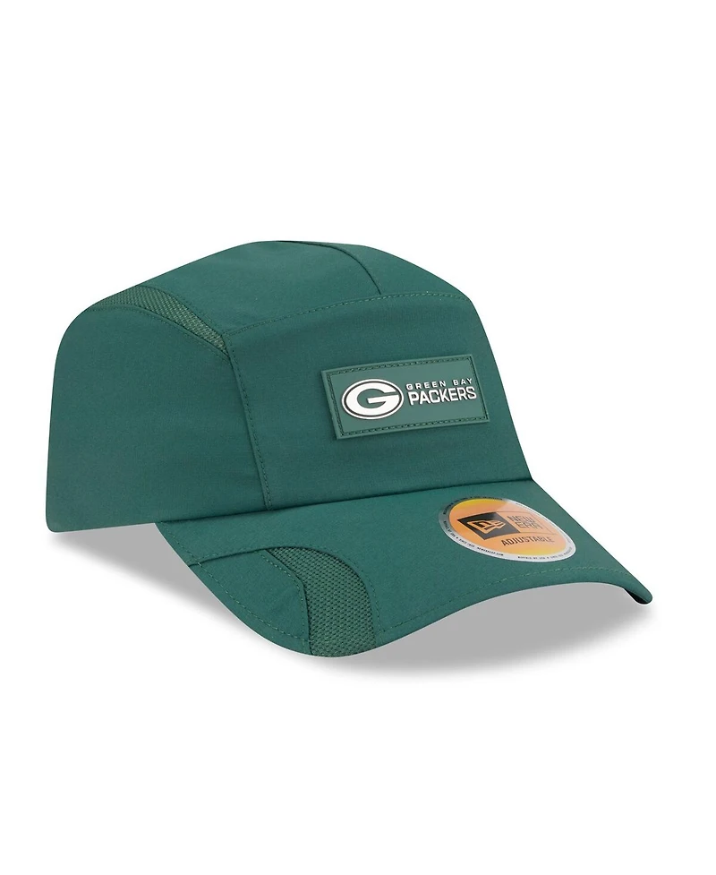 New Era Men's Green Green Bay Packers 2025 Sideline Runner Adjustable Hat