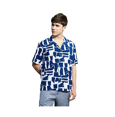 Campus Sutra Men's Imprint Oversized Shirt