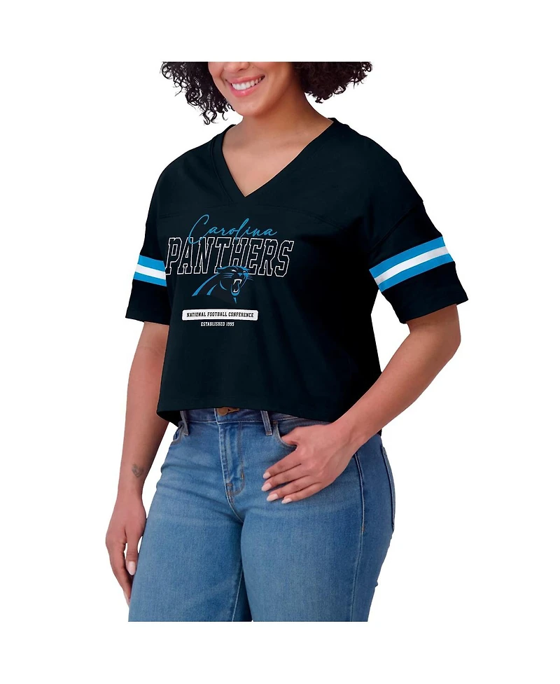 Wear by Erin Andrews Women's Black Carolina Panthers Color Block Boxy Modest Crop V-Neck T-Shirt