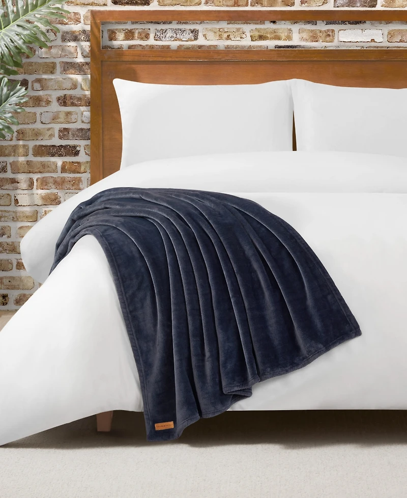 Lucky Brand Solid Plush Throw, 50" x 70"