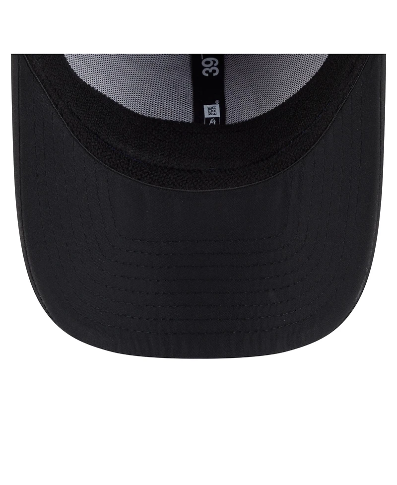 New Era Men's Black Chicago Cubs Night 39THIRTY Flex Hat