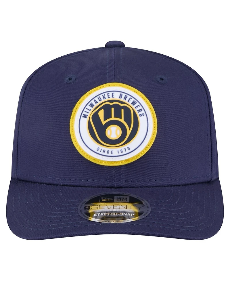 New Era Men's Navy Milwaukee Brewers Circle Patch 9SEVENTY Stretch-Snap Hat