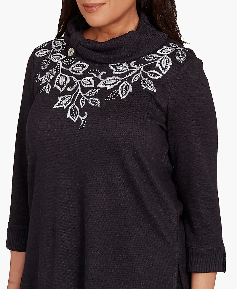 Alfred Dunner Petite Lake Champlain Leaf Embroidered Rib Neck Top