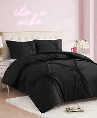 Juicy Couture Amora Gathered Heart 2-Pc. Comforter Set, Twin/Twin Xl