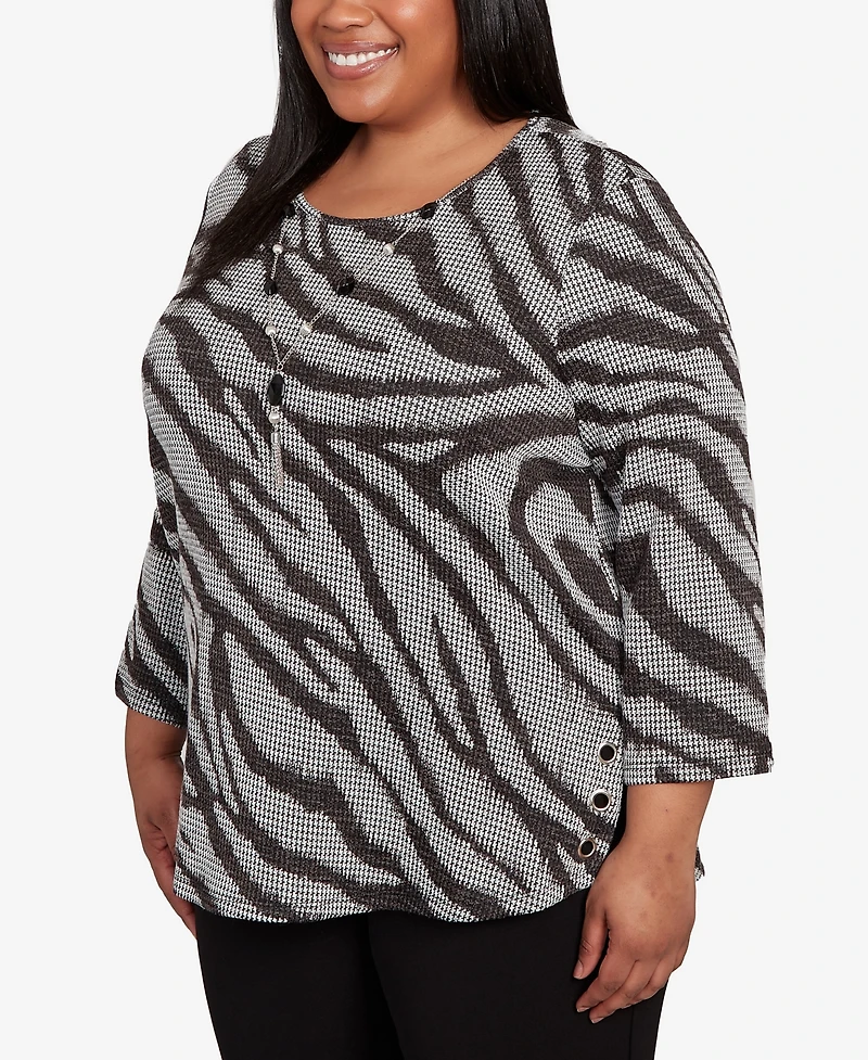 Alfred Dunner Plus Jet Setter Animal Houndstooth Top with Necklace