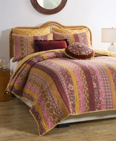 Greenland Home Fashions Marigold Vintage Boho Quilt Sets