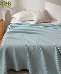Madison Park Waffle Weave Cotton Blanket