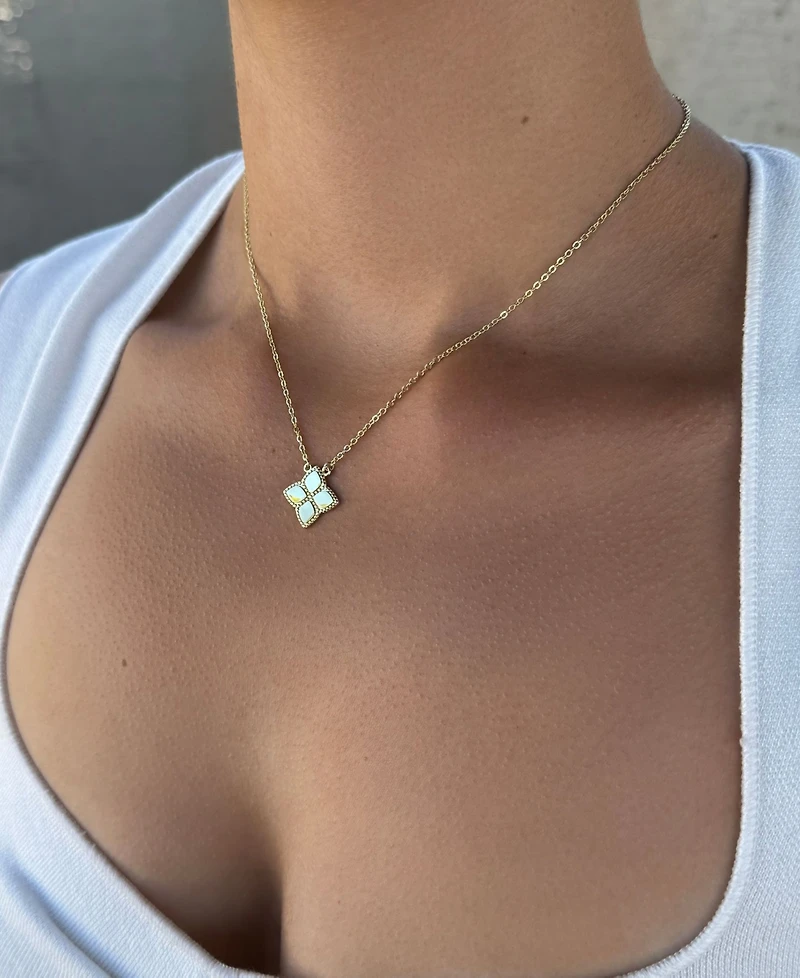 Adornia Gold Pointed Clover Necklace