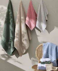 Calvin Klein Iconic Cotton Jacquard Bath Towels