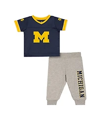 Colosseum Baby Boys and Girls Newborn 2-Piece Michigan Wolverines Nothing but the Hits Football Set