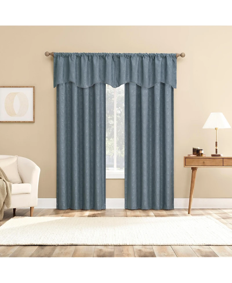 Sun Zero Belmont Floral Jacquard 100% Blackout Rod Pocket Curtain Panel