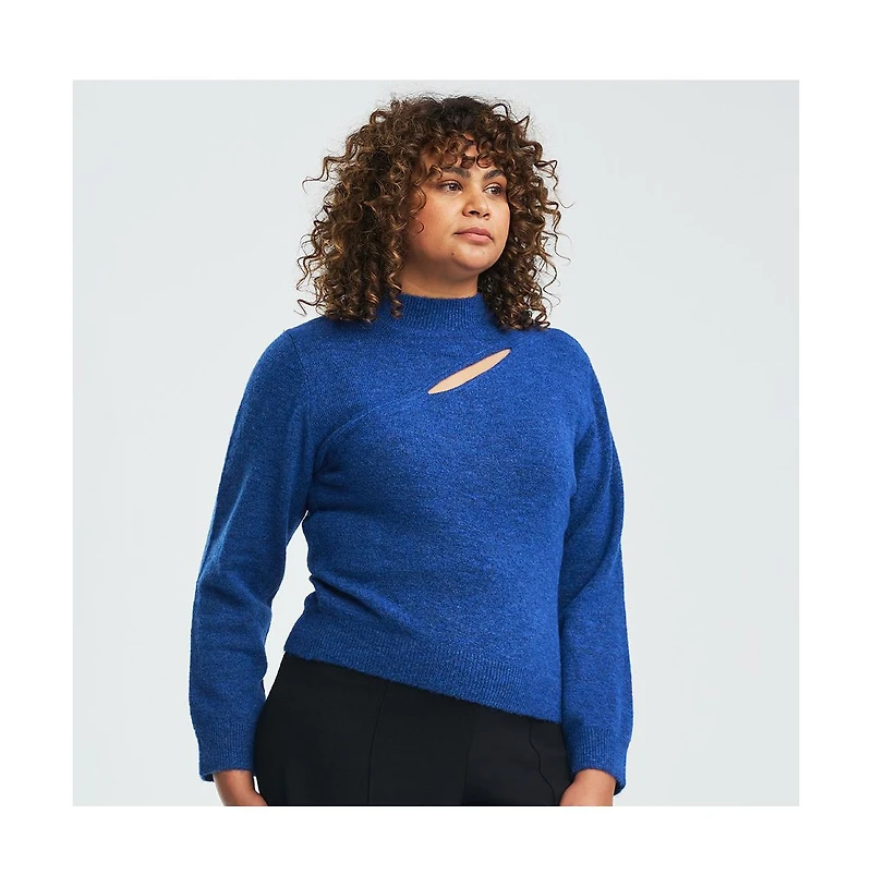 Estelle Women's Cut Out Cozy Knit
