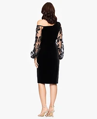 Betsy & Adam Women's Lace-Sleeved Velvet Dress