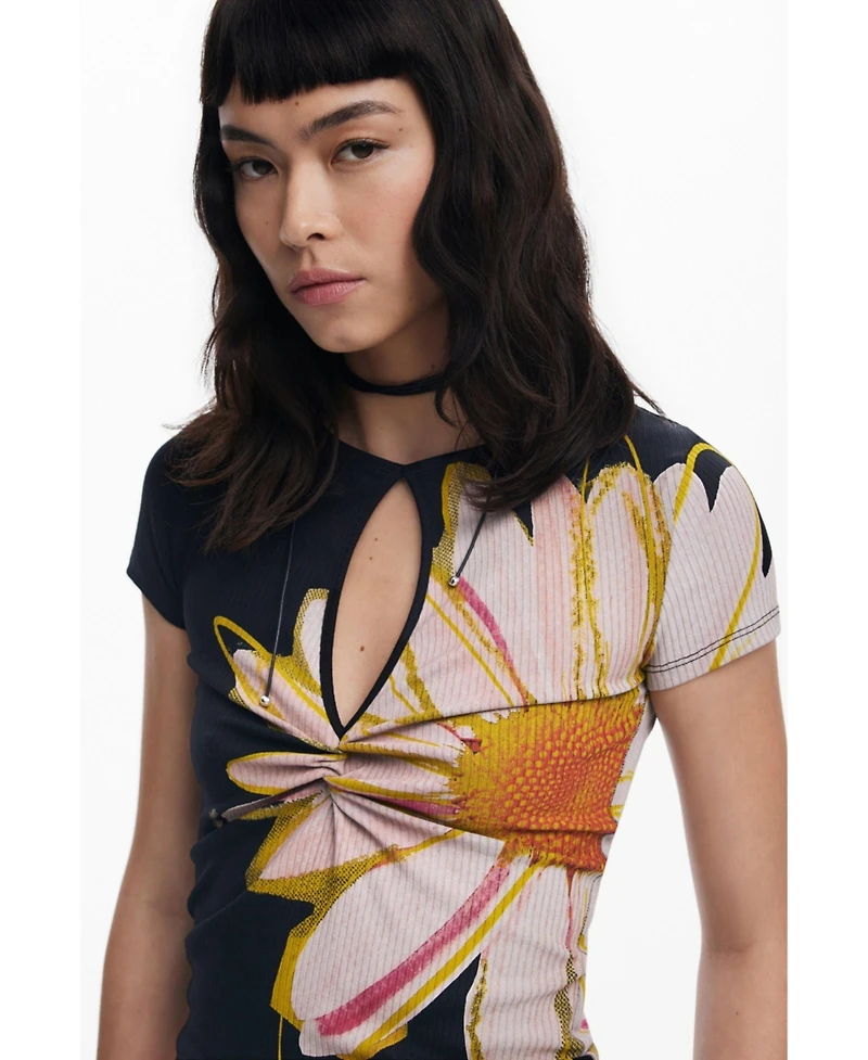 Desigual Women's Short-sleeve floral T-shirt with opening