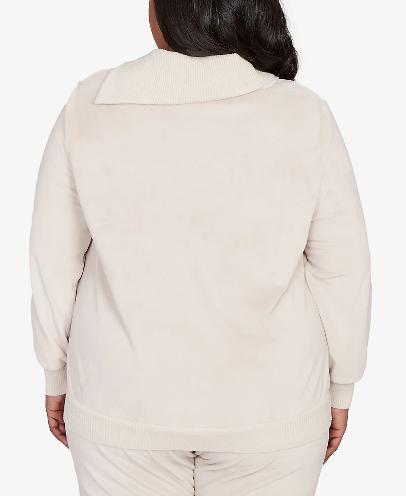 Alfred Dunner Plus Calm Luxe Solid Shimmer Detail Envelope Neck Top