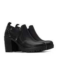 Xti Women's Casual Side Zipper Heeled Moccasins Refresh Collection By