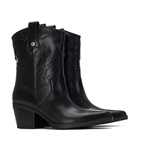 Xti Women's Italian Western Booties By