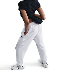 Nike Sportswear Club Fleece Women's Mid-Rise Oversized Cargo Sweatpants