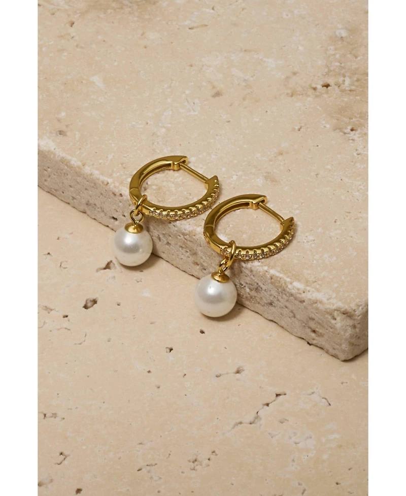 Untamed Petals Perfectly Poised Pearl Hoops