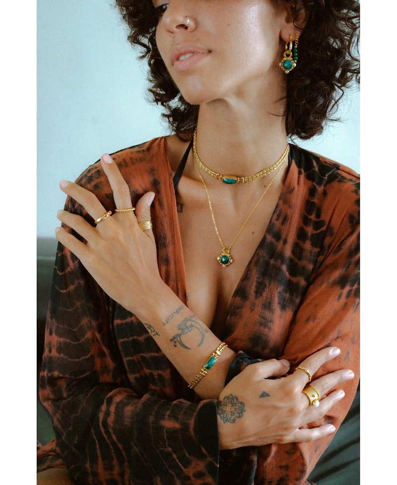 Ottoman Hands Esther Emerald And Pearl Pendant Necklace