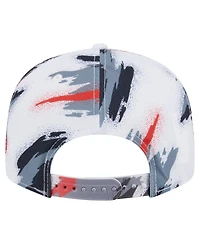 New Era Men's White Chicago Bulls Paint 9FIFTY Snapback Hat