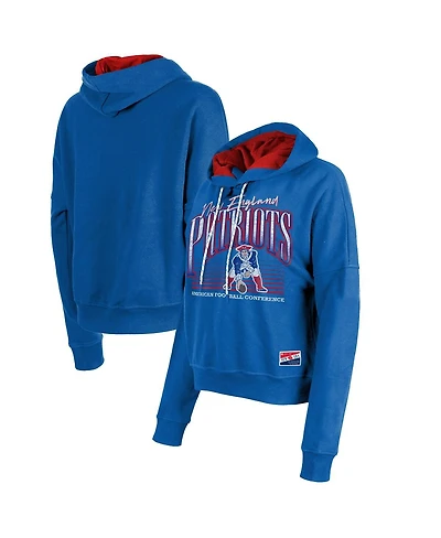 New Era Women's Royal England Patriots Throwback Boxy Pullover Hoodie