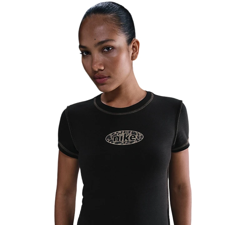 Nike Sportswear Women's Short Sleeve Cropped Top