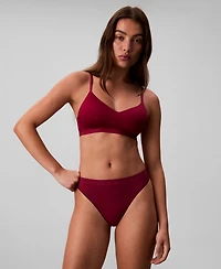 Calvin Klein Women's Form To Body Lightly Lined Bralette QF7618