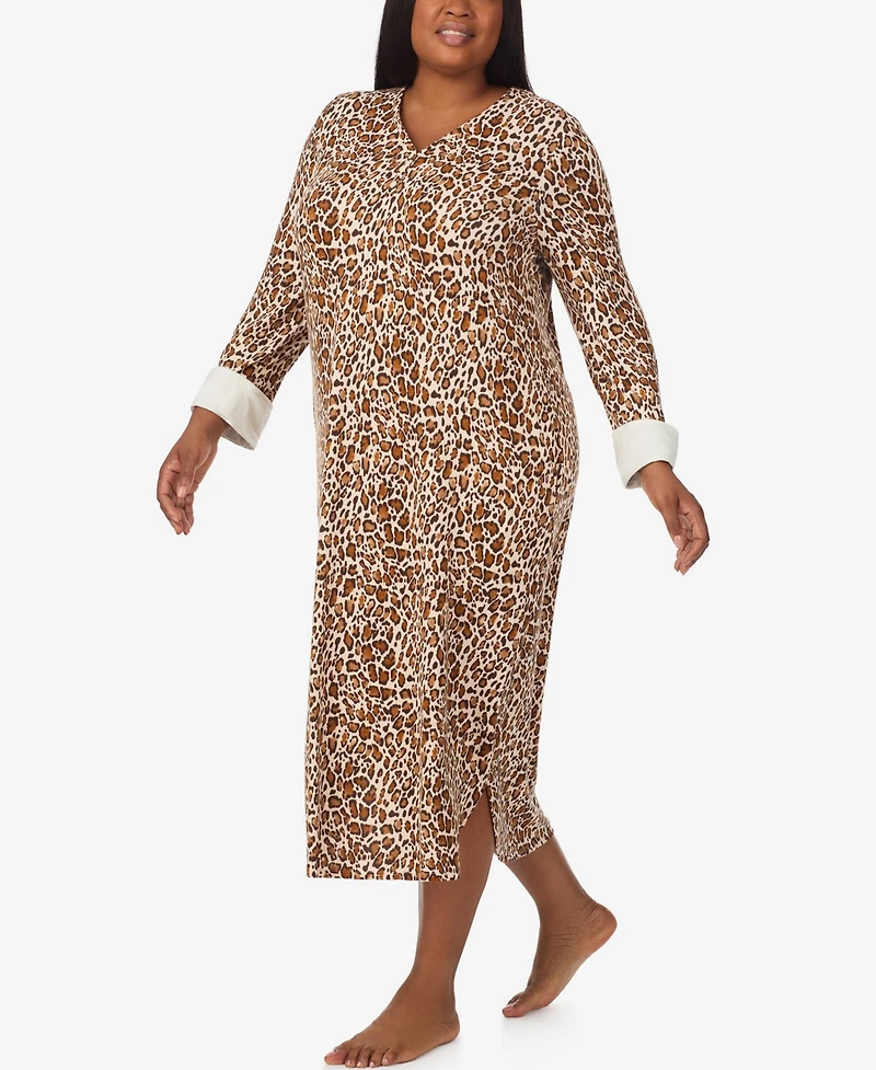 Ellen Tracy Plus Printed V-Neck Long Gown with Socks