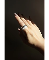 seree Cove& White Jade Stone Sculpted Ring