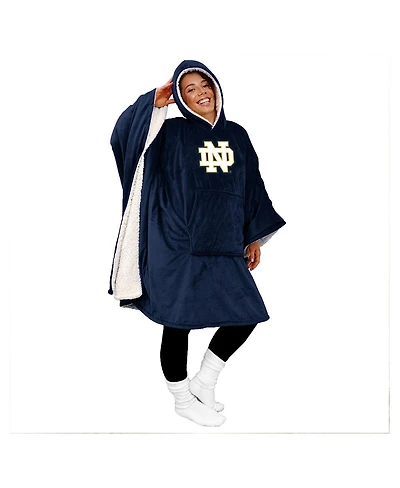 Pegasus Home Fashions Notre Dame Fighting Irish 60" x 80" Logo Patch Sherpa Team Color Bloncho