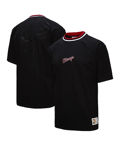 Mitchell & Ness Men's and Women's Black Chicago Bulls Playmaker Logo T-Shirt