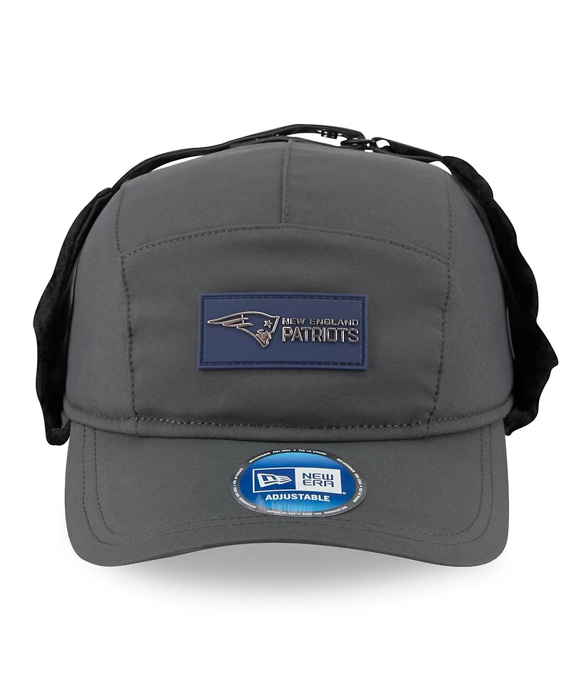New Era Men's Charcoal New England Patriots 2025 Sideline Cold Weather Runner Dog Ear Adjustable Hat