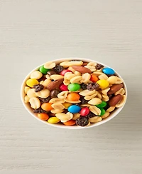 Harry & David Deluxe Sweet and Salty Gift Box