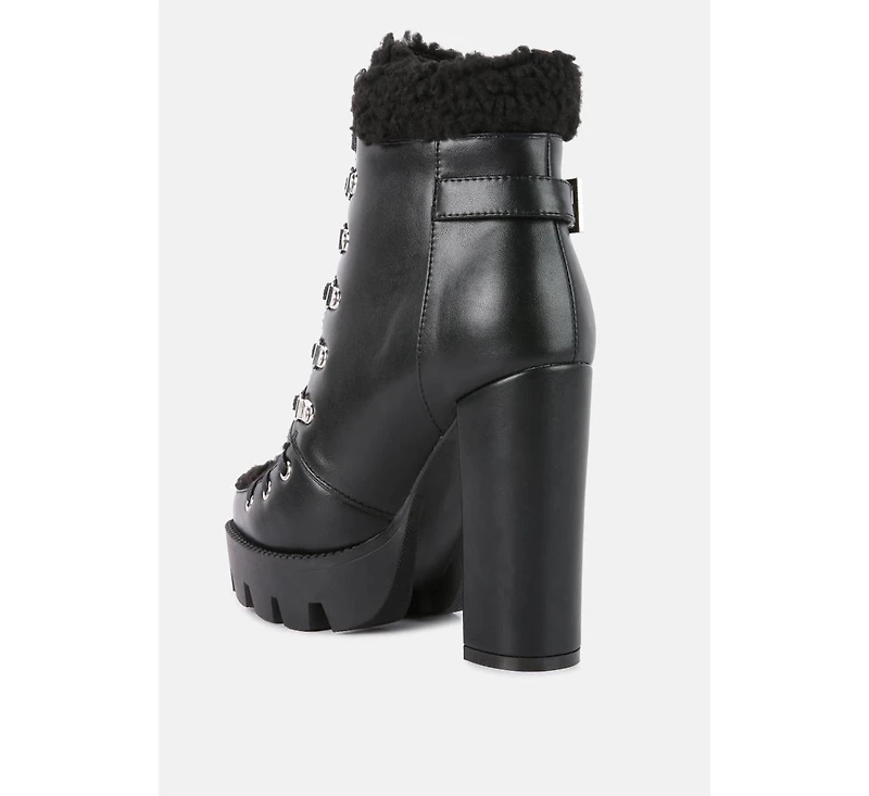 Pines Ankle Boots