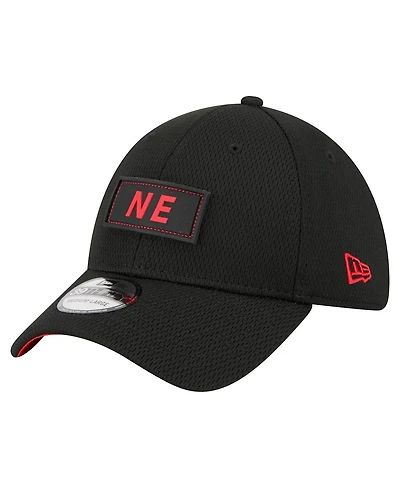 New Era Men's Black England Patriots Scoreboard 39THIRTY Flex Hat
