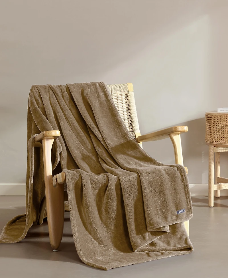 Nautica Soft Tides Plush Blanket, Full/Queen