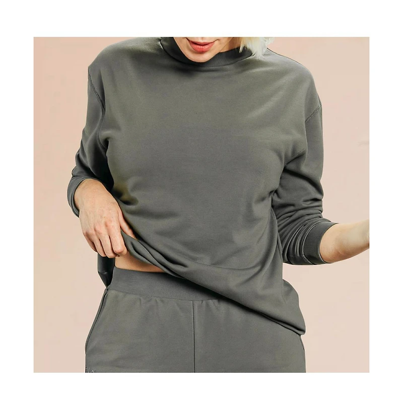 Ocio Plus Size SoftCore Classic Crewneck Special