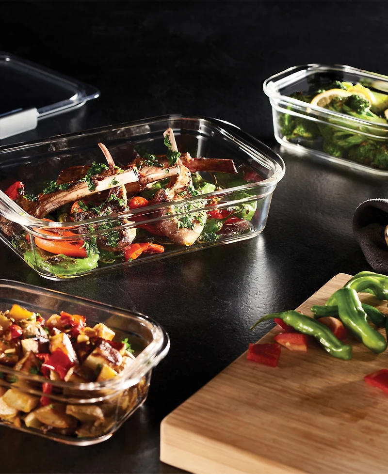 Rubbermaid Brilliance 8-Cup Food Storage Container