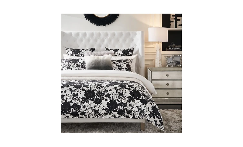 Z Gallerie Aurora Table Lamp