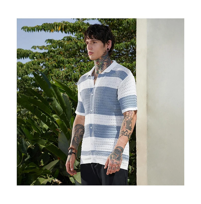 Campus Sutra Men's Icy Blue & Daisy White Panel-Knit Relaxed Shirt